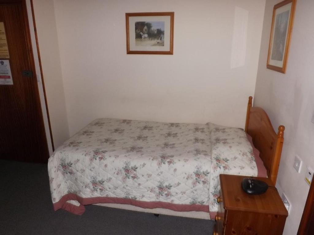 Cottage Guest House Hillingdon Habitación foto